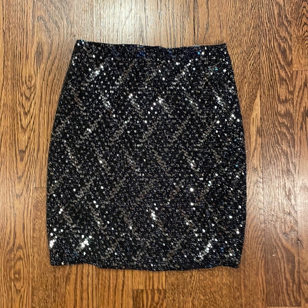 January 7 sparkly black mini skirt size small